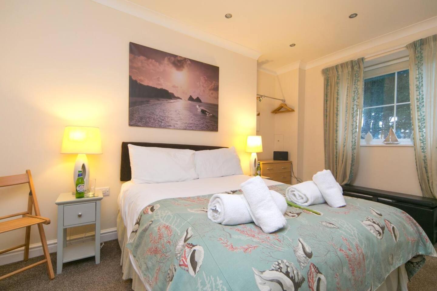 פוולהלי Pass The Keys Hafan Stylish 2 Bedroom Sea View Apartment מראה חיצוני תמונה